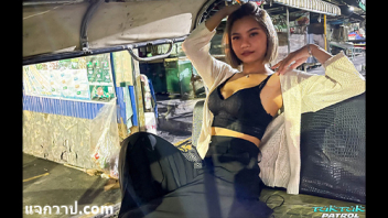 โป๊ แตกใน เสียวหี เลียหัวนม เย่อหี